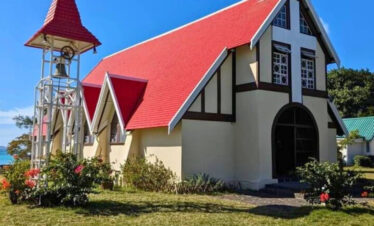 Private Full-Day North Tour: Port Louis, Pamplemousses & Cap Malheureux